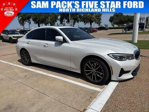 2019 BMW 330 i