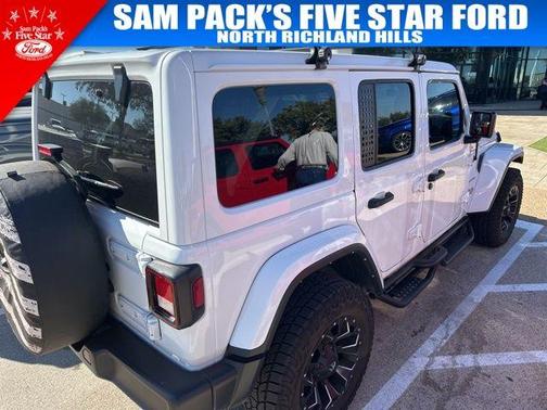 2022 Jeep Wrangler Unlimited Sahara