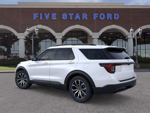 2025 Ford Explorer ST-Line