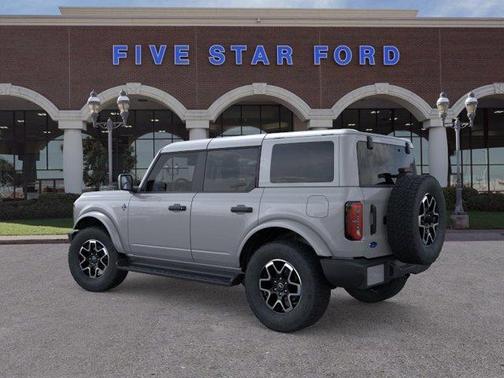 Avalanche Gray 2026 Ford Bronco Outer Banks