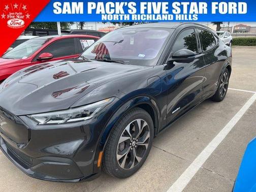 2022 Ford Mustang Mach-E Premium