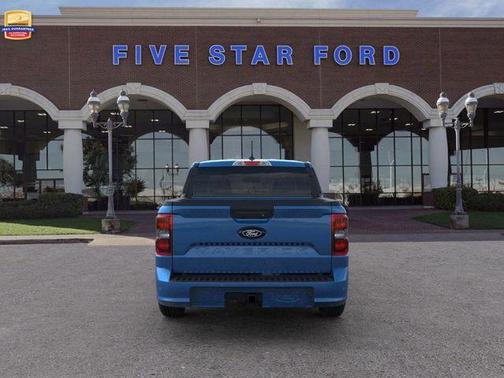2025 Ford Maverick Lobo Standard