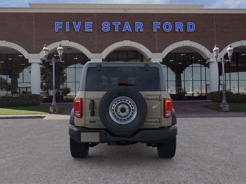 2025 Ford Bronco Base