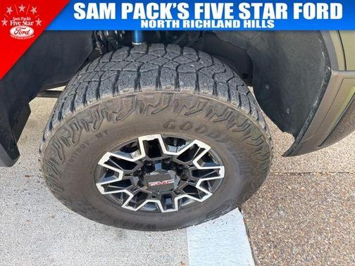 2024 GMC Sierra 2500 AT4X