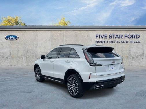 2024 Cadillac XT4 Sport