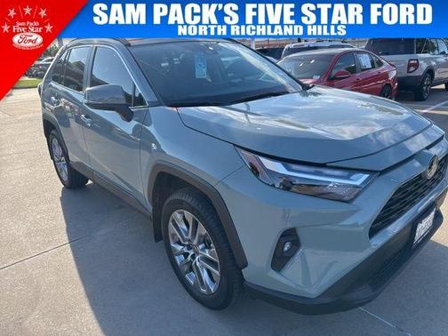 2023 Toyota RAV4 XLE Premium