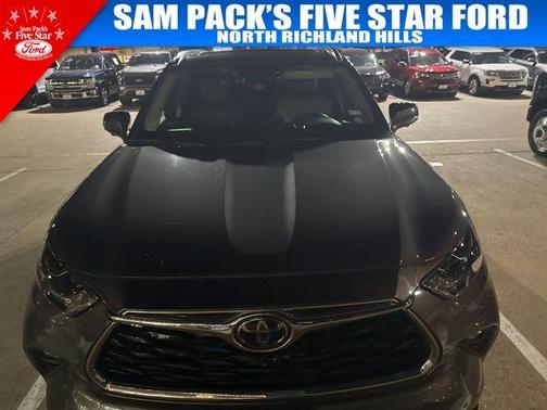 2023 Toyota Highlander Platinum