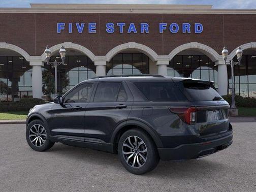 2025 Ford Explorer ST-Line