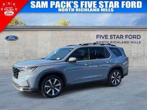 2023 Honda Pilot Touring