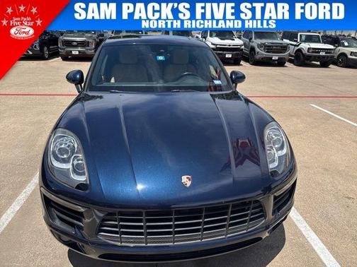 2017 Porsche Macan Base