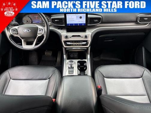 Silver Metallic 2023 Ford Explorer XLT
