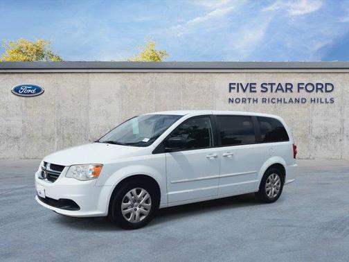 White Knuckle Clearcoat 2017 Dodge Grand Caravan SE