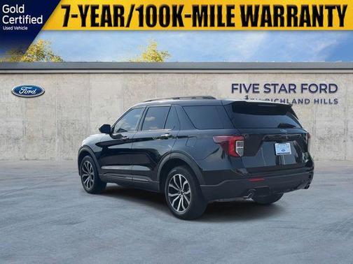 2023 Ford Explorer ST-Line