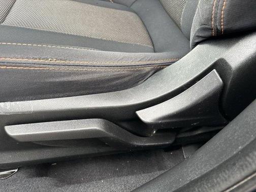 Crystal Black Silica 2019 Subaru Crosstrek 2.0i Premium