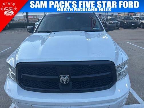 Bright White Clearcoat 2019 RAM 1500 Classic Tradesman