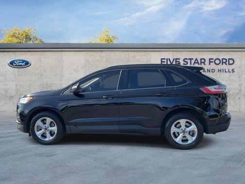 Black Metallic 2023 Ford Edge SE