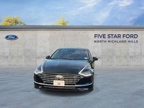 2023 Hyundai SONATA Hybrid Limited