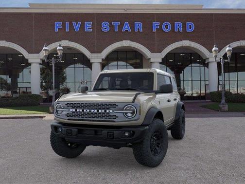 Desert Sand 2026 Ford Bronco Badlands