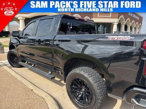 Black 2022 Chevrolet Silverado 1500 LT Trail Boss