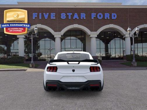 2025 Ford Mustang Dark Horse