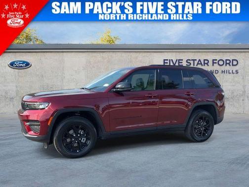 2025 Jeep Grand Cherokee Laredo