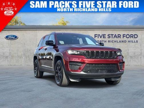 2025 Jeep Grand Cherokee Laredo