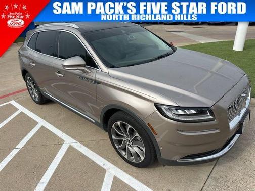 2021 Lincoln Nautilus Reserve