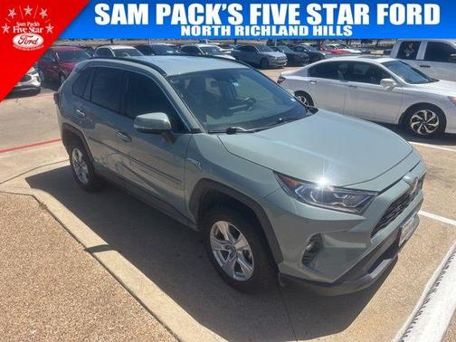 2020 Toyota RAV4 Hybrid XLE