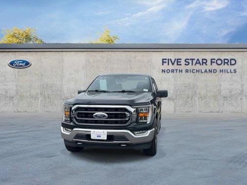 Blue Metallic 2021 Ford F-150 XLT