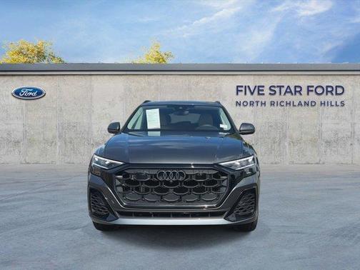 Daytona Gray Pearl Effect 2025 Audi Q8 55 Premium