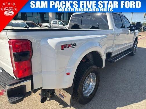 2025 Ford F-350 Lariat Super Duty