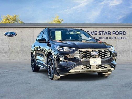 2023 Ford Escape ST-Line Elite