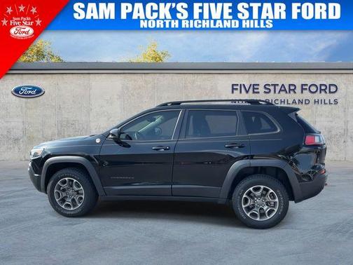 2022 Jeep Cherokee Trailhawk