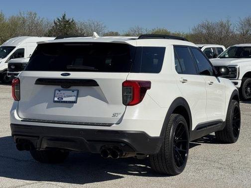 White Metallic 2023 Ford Explorer ST
