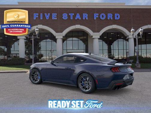 2025 Ford Mustang Dark Horse