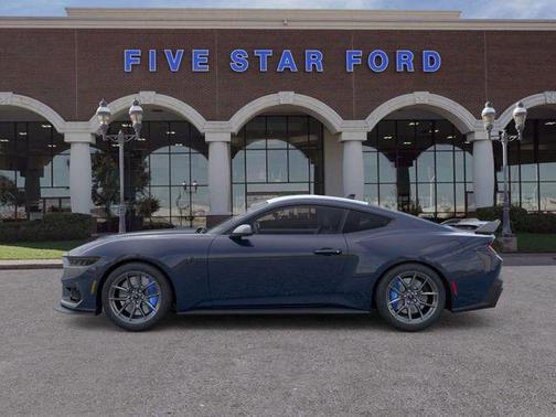 2025 Ford Mustang Dark Horse