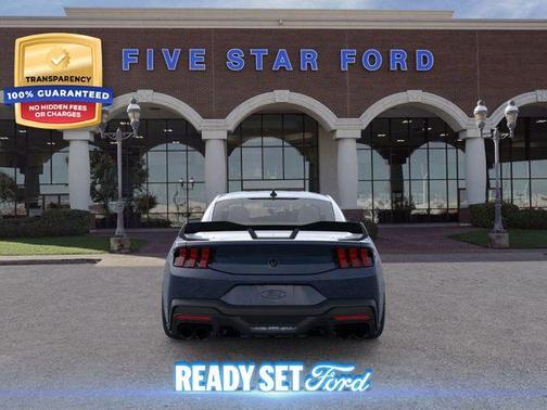 2025 Ford Mustang Dark Horse
