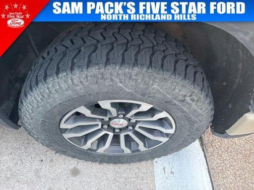 2022 GMC Sierra 1500 AT4