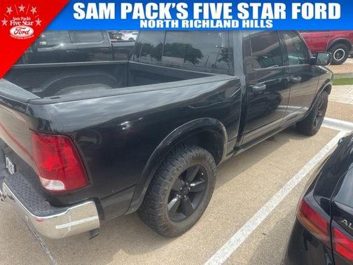 2015 RAM 1500 SLT