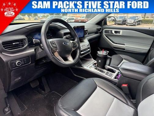 Blue Metallic 2023 Ford Explorer XLT