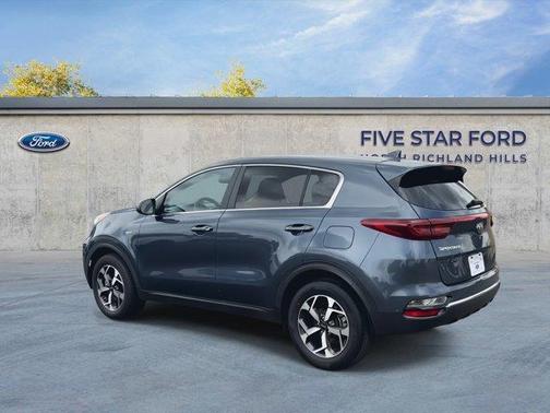 Pacific Blue 2022 Kia Sportage LX