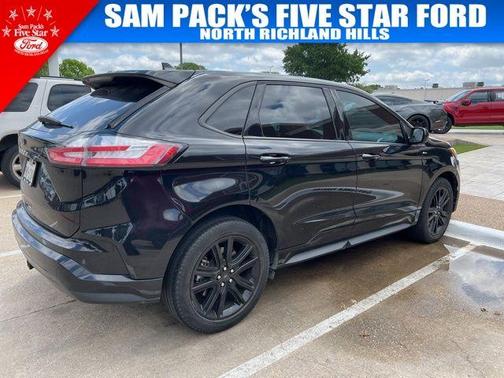 2022 Ford Edge ST Line