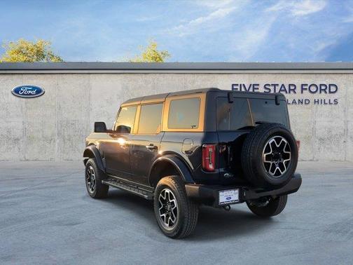 2021 Ford Bronco Outer Banks