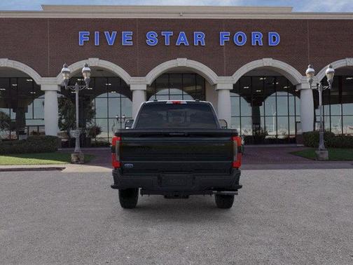 2025 Ford F-250 Platinum