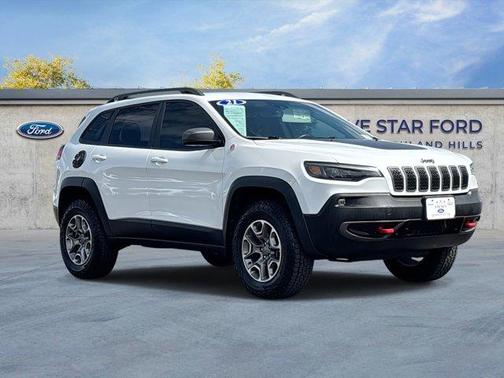 Bright White Clearcoat 2021 Jeep Cherokee Trailhawk