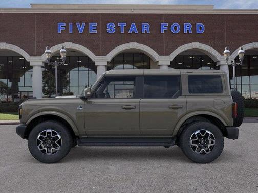2025 Ford Bronco Outer Banks
