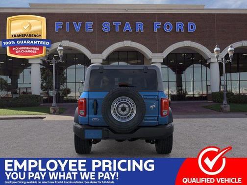 Velocity Blue Metallic 2026 Ford Bronco Base