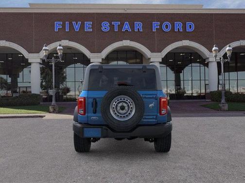 2026 Ford Bronco Base