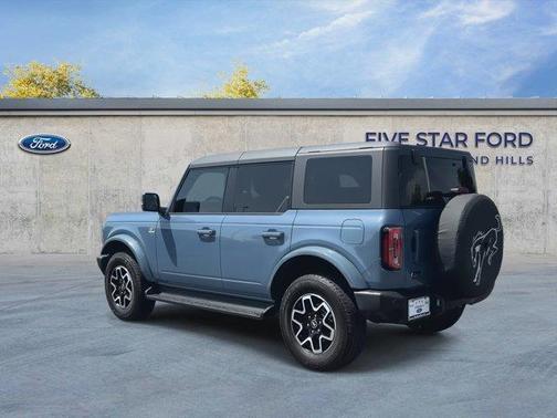 Azure Gray Metallic 2025 Ford Bronco Outer Banks