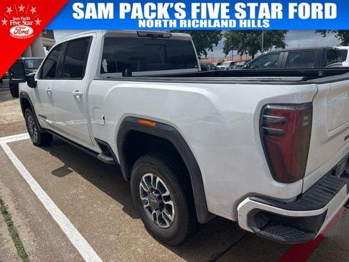 2024 GMC Sierra 2500 AT4